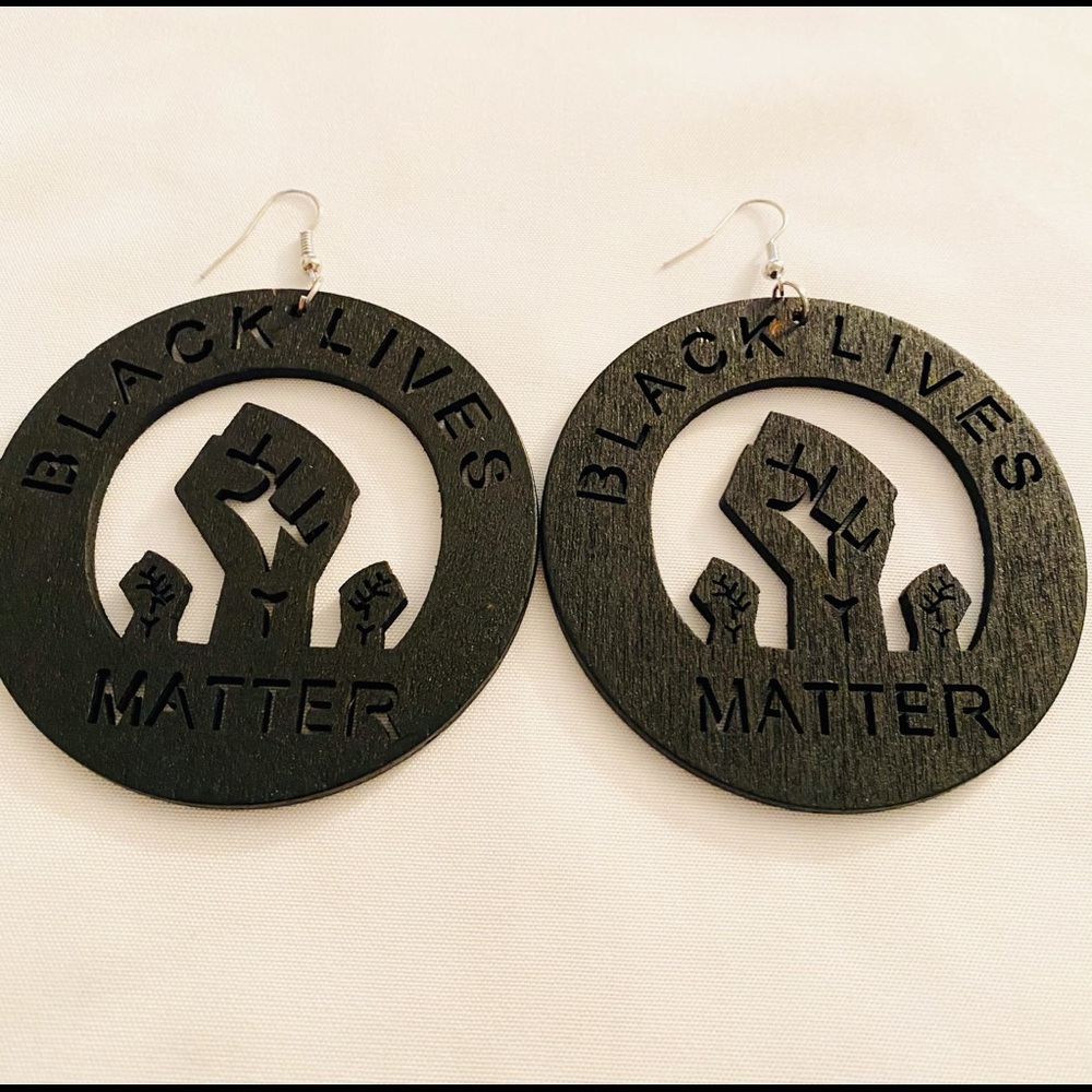 Winter Sale❄️ BLM WOODEN EARRINGS - Picture 2 of 5